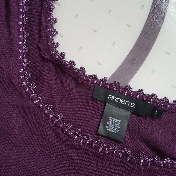 Edged in purple lamé with back tie. Made of viscos - Picture 4 of 7